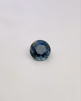 Tealsafir 5,6 mm 0,84 ct - 'made by order'