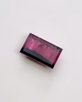 "Norrsken" Safir Winza 1,94 ct rektangulär - 'made by order'