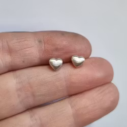 Tiny heart - örhängen i silver