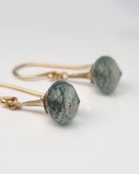 Änglatrumpet med Mossaquamariner - örhängen i 18K guld