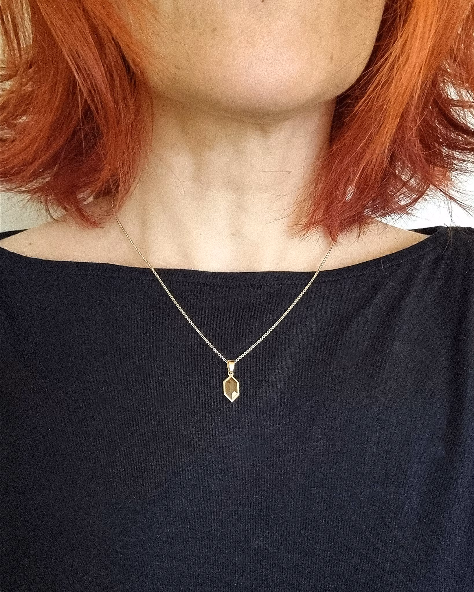 Zelda - Safirhänge i 18K guld