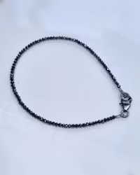 Gnistrigt svart Diamantarmband - till 20 cm