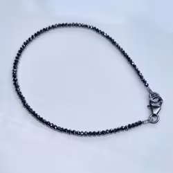 Gnistrigt svart Diamantarmband - till 20 cm