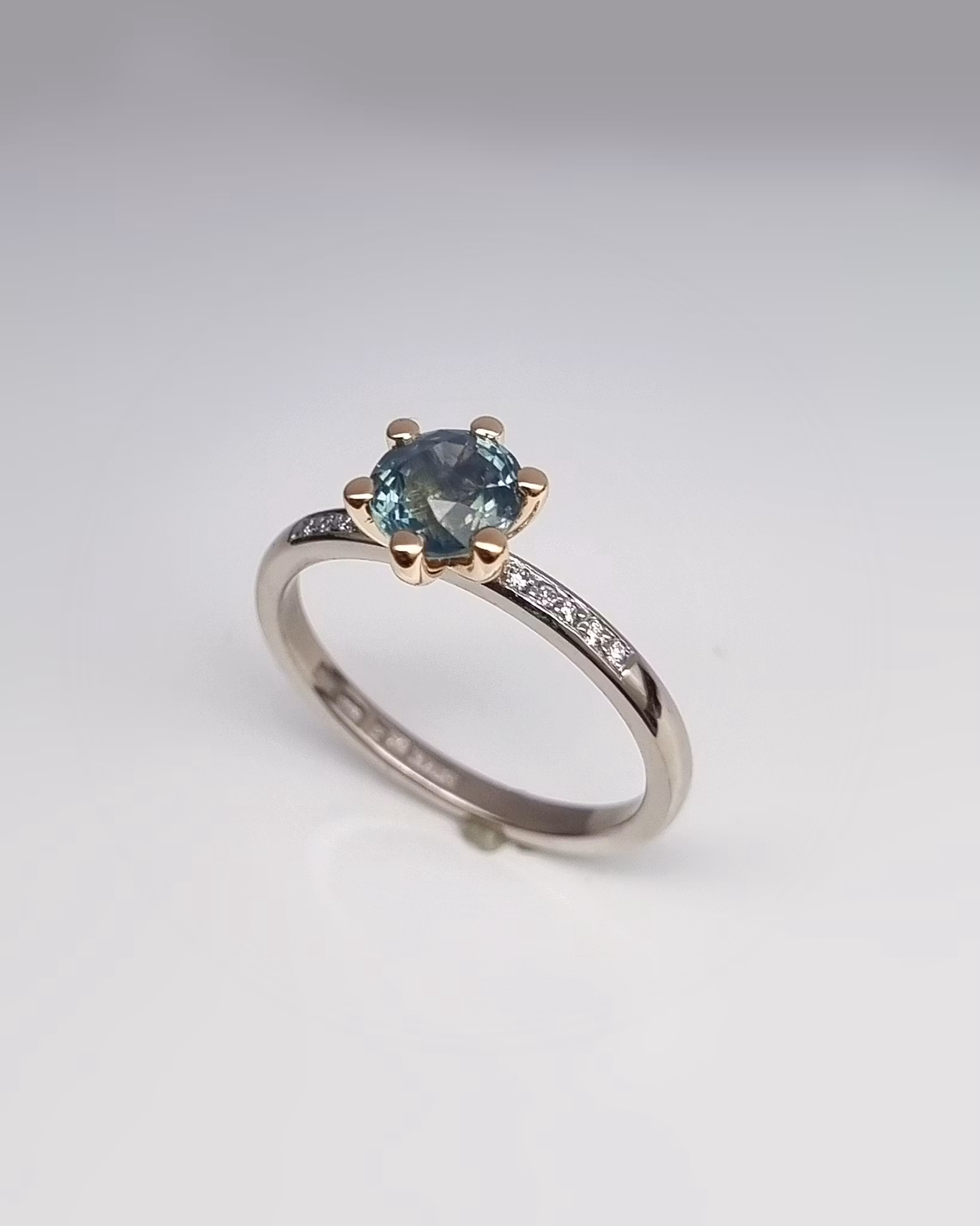 Precious six Mermaid - Safir och briljantring i tvåfärgat 18K guld