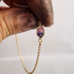 Armband med Safir från Winza & gröna briljanter