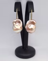 Rosa barocka Sötvattenspärlor - örhängen i 18K guld