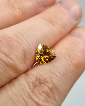 Bokning av Fairtrade Zirkon - "made by order"