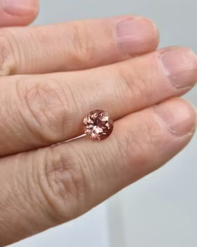 Bokning av Peach Turmalin 1,98 ct - "made by order"
