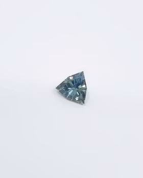 Dimgrön Safir 0,46 ct - minihänge "made by order"