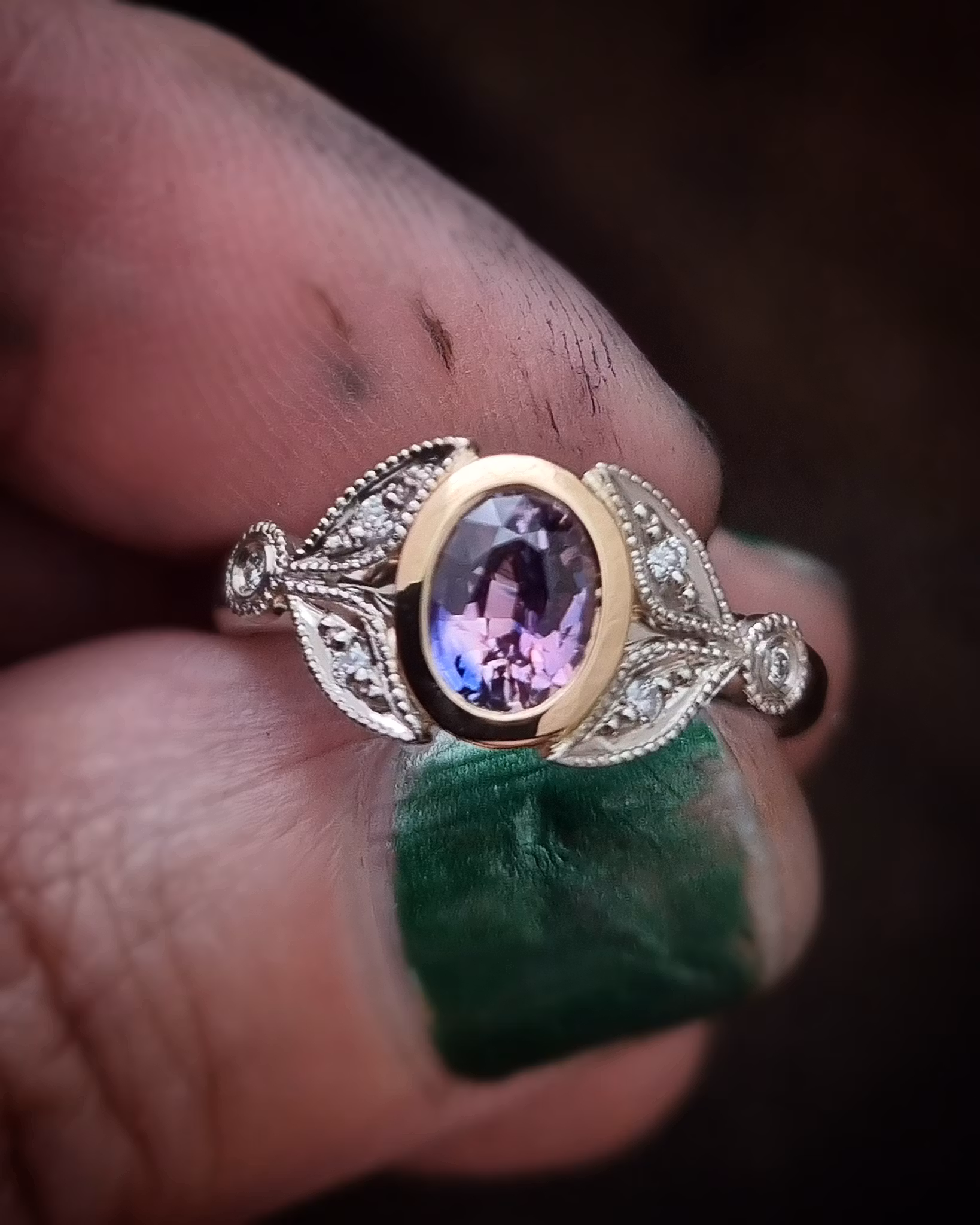 Ismynta - Safir & diamantring i tvåfärgat 18K guld