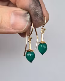 Änglatrumpeter med Agat - örhängen i 18K guld