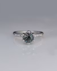 Precious six Mermaid - Safir och briljantring i vitt guld