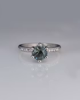 Precious six Mermaid - Safir och briljantring i vitt guld