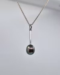 18K vitguldshänge med Tahitipärla