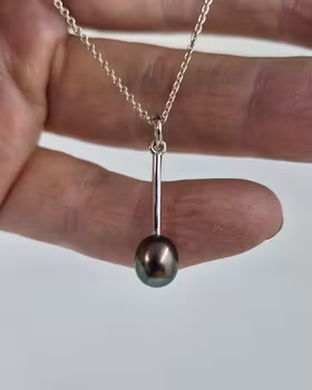 18K vitguldshänge med Tahitipärla