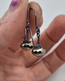 Änglatrumpet med Pyrit - örhängen i silver