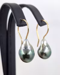 Tonade Tahitipärlor på guldkrok