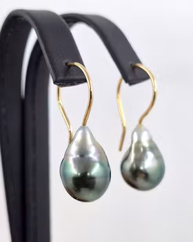 Tonade Tahitipärlor på guldkrok