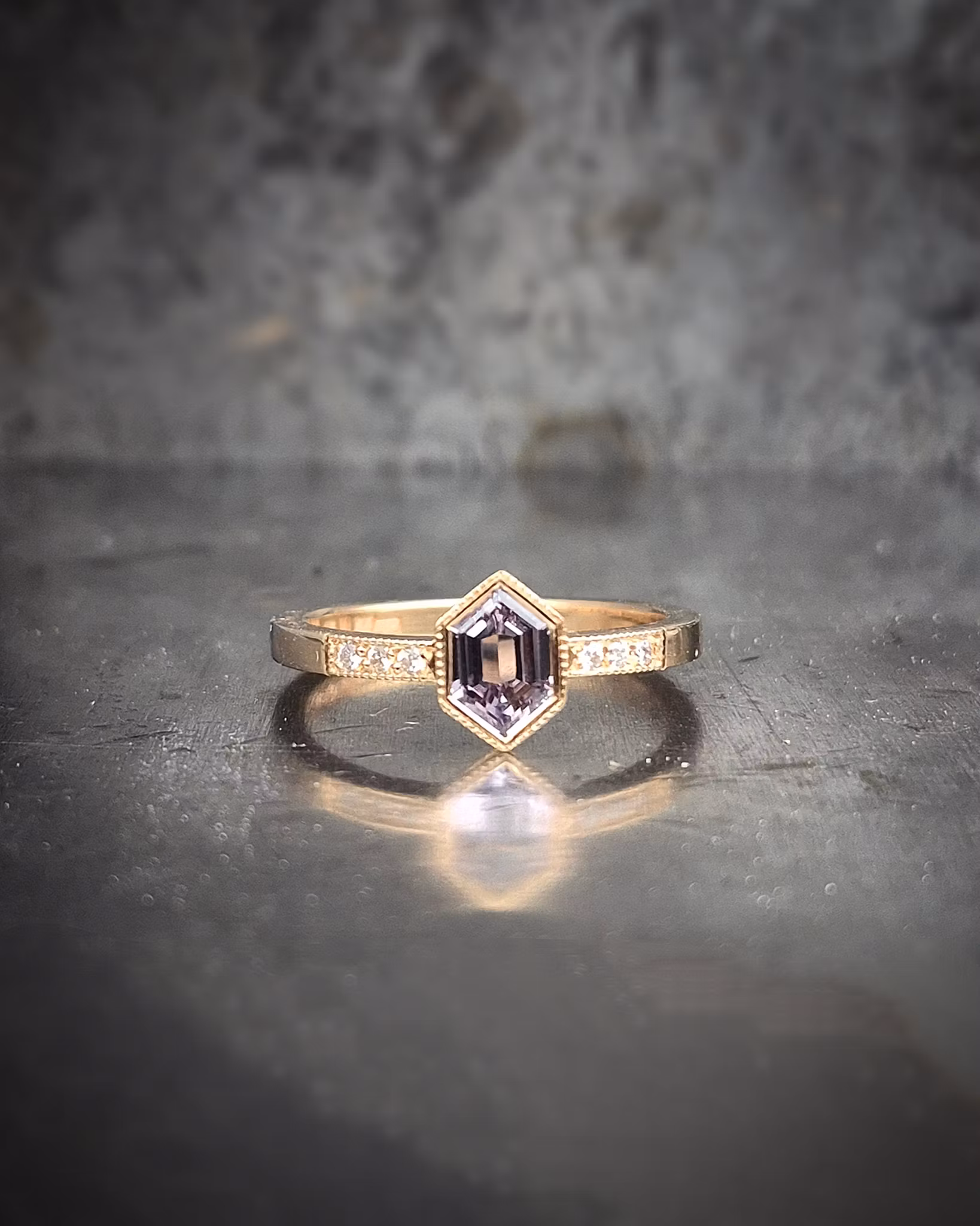 Silver Sage - Safir & Briljantring i 18K guld