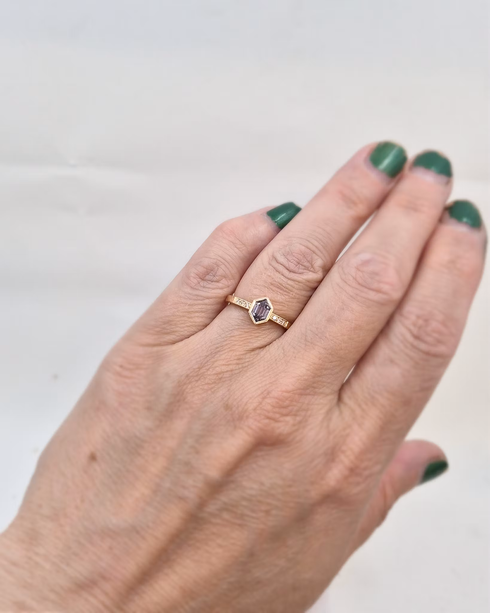 Silver Sage - Safir & Briljantring i 18K guld