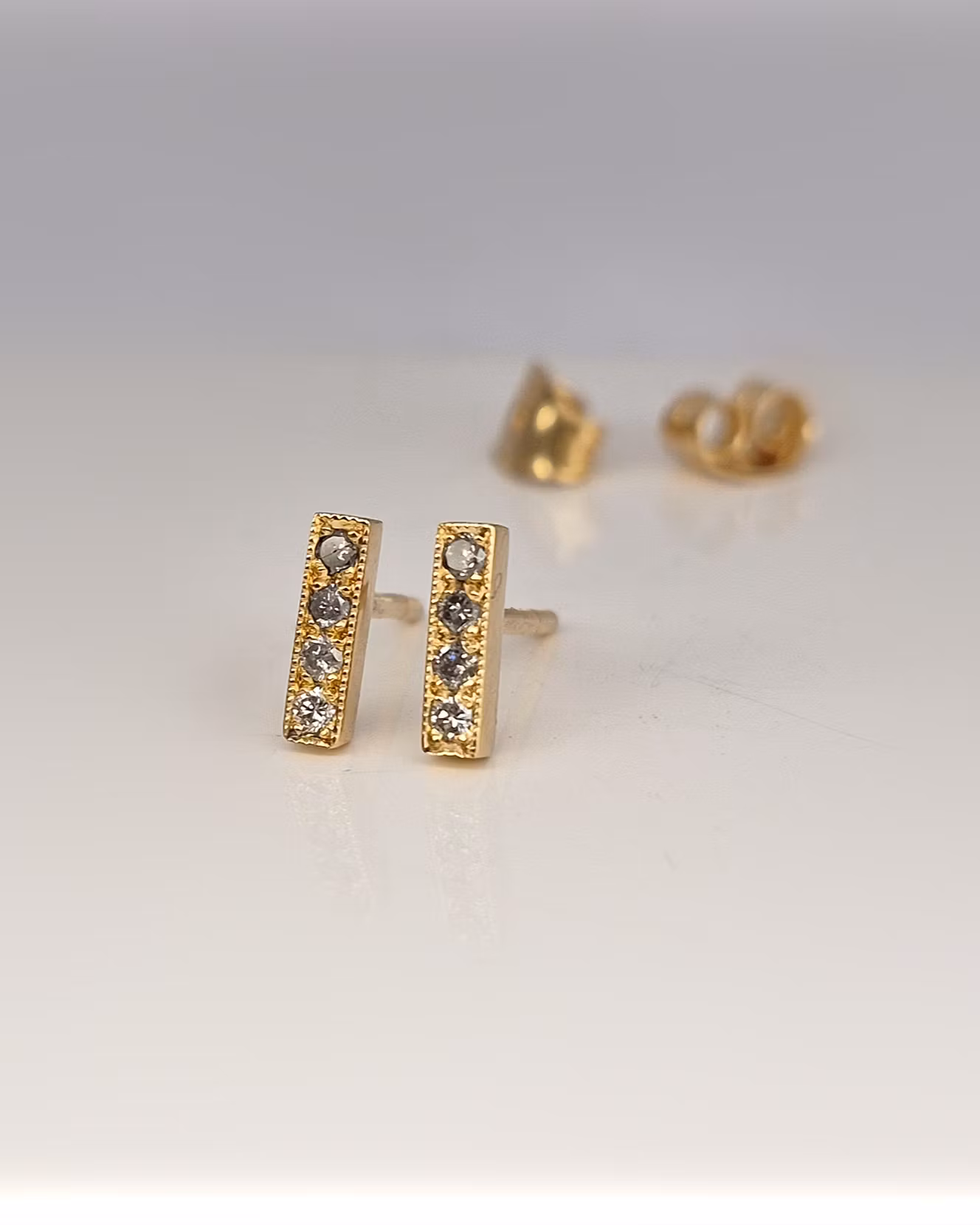 Tonade Briljantörhängen i 18K guld