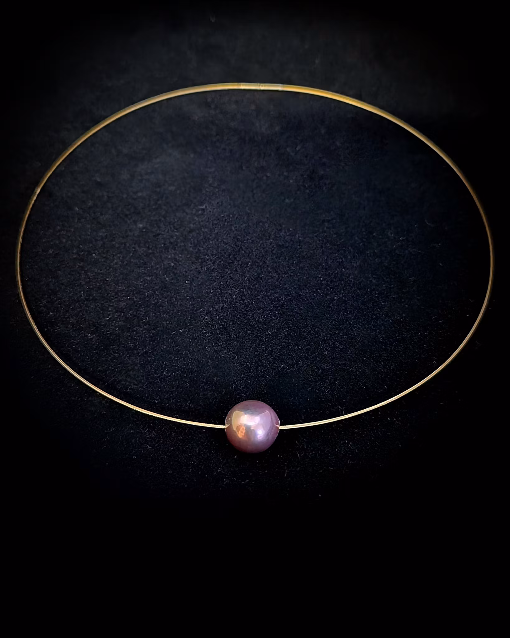 Svävande Sötvattenspärla - halsband i 18 K guld