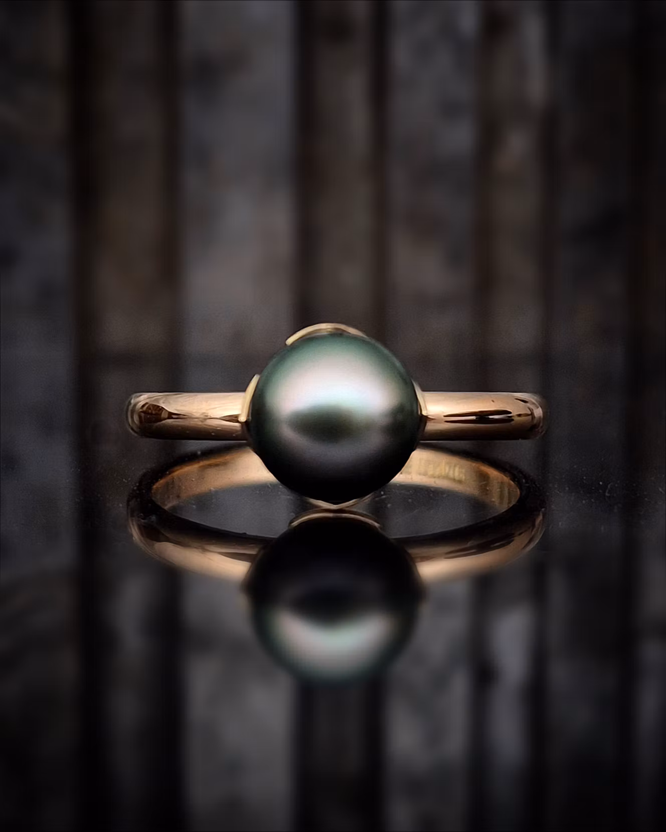 Tahitiflower - pärlring i 18K guld