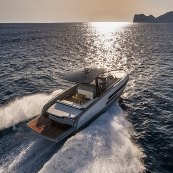 Invictus GT 370
