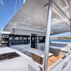 Luna 49 Sail