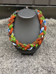 Halsband "Flätat" Rost/grön