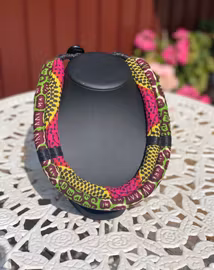 Dubbelt grövre halsband cerise/brun nyans
