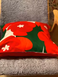 Kudde i Marimekkotyg
