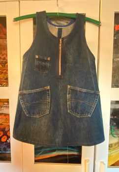 Jeansklänningen