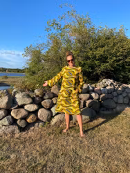Klänning ”Hippie” solgul