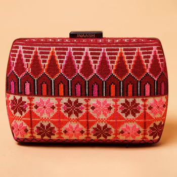 Canvas Clutch – Flat Style