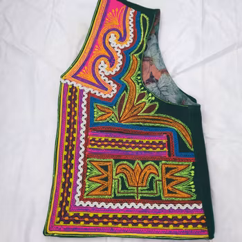 Mahgul Vest