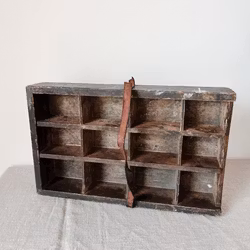 Vintage trälåda med fack