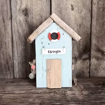 Miniatyrhus av drivved - Nr 569