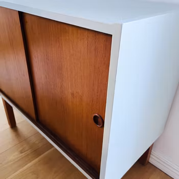 Teakskåp - Vårvinter