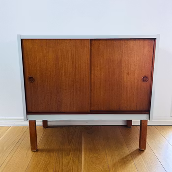 Teakskåp - Vårvinter