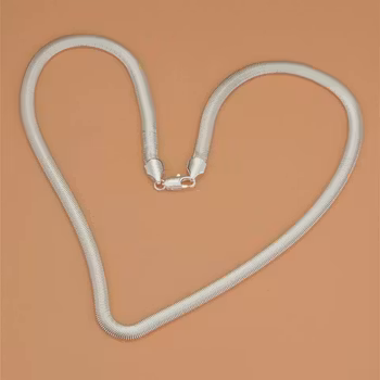 Silverpläterat Halsband