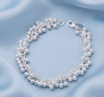 Skimrande Snöbollsarmband