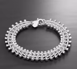 Silverglimrande Flätat Armband – "Industrial Chic"