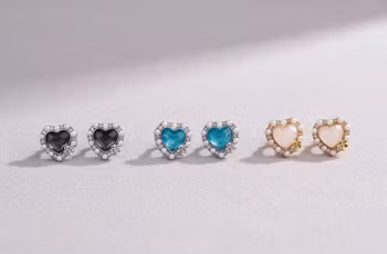 Hjärtformade Örhängen med Pärlkant – "Vintage Love Collection"