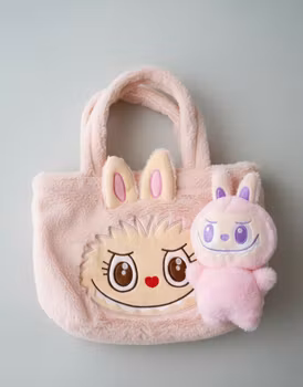 Labubu Plyschväska rosa färg med nyckelring