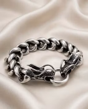 Drakens Famn – Stilrent Armband 🐉