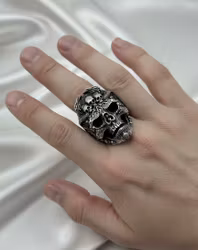 Lilla Tuffingen – En dödskallering med hjärta