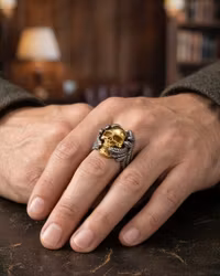 Guldskalle med Silvervingar – Din nya tuffa vän!