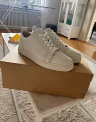 Christian Louboutin Louis Leather Sneakers 41.5