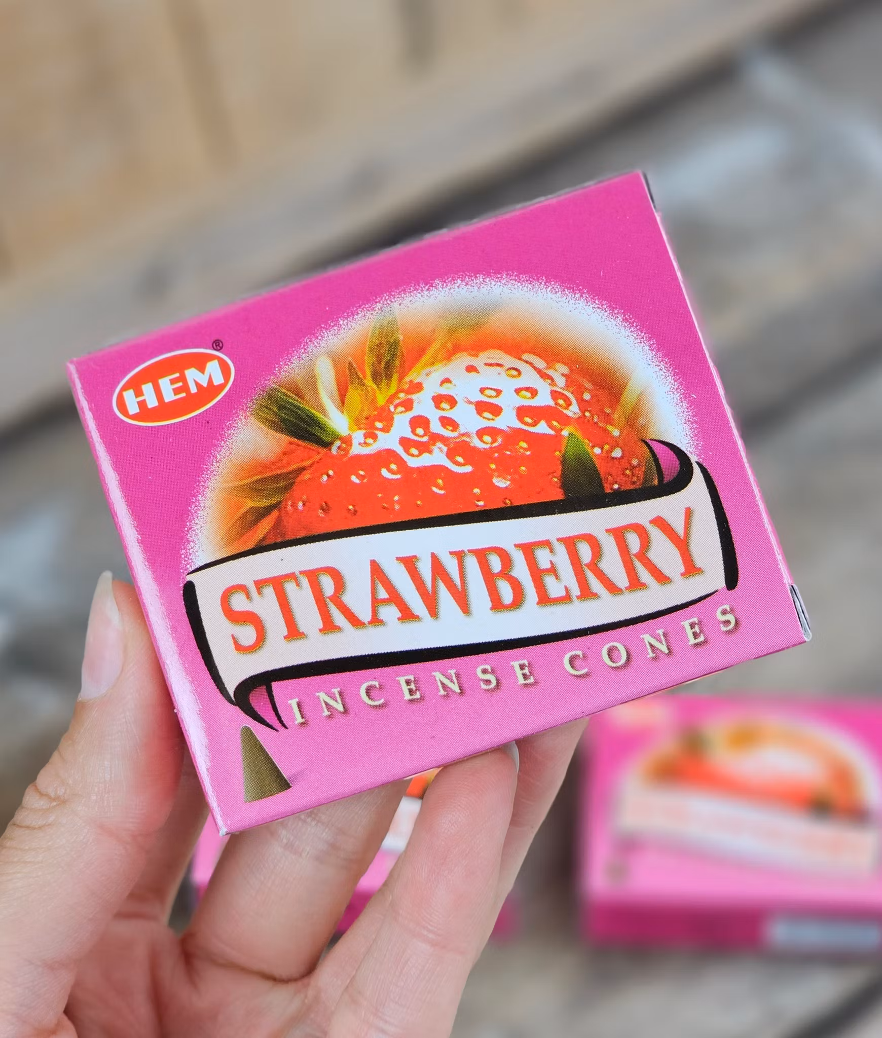 HEM - Strawberry, rökelsekoner